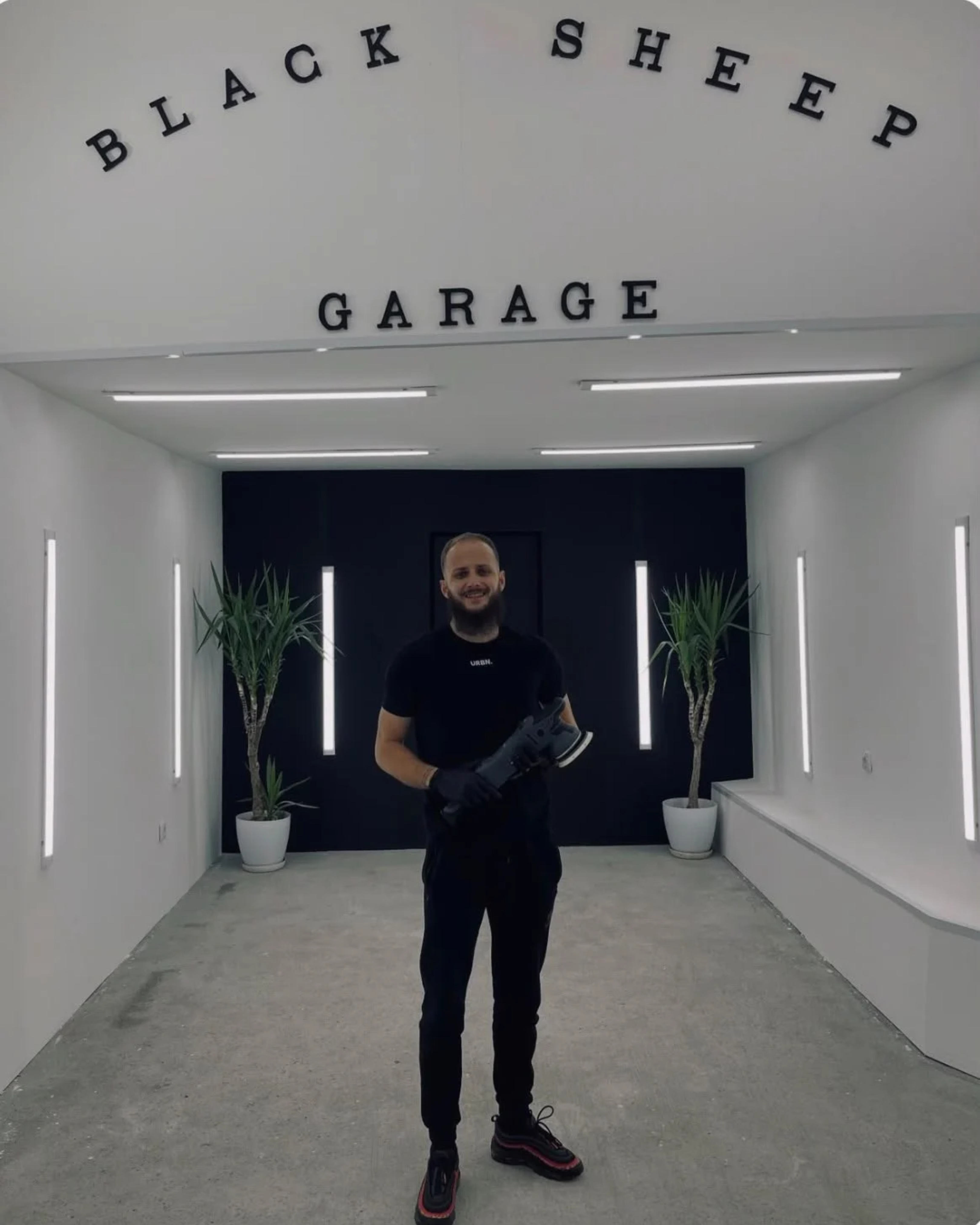 BlackSheep detailing studio — radni prostor
